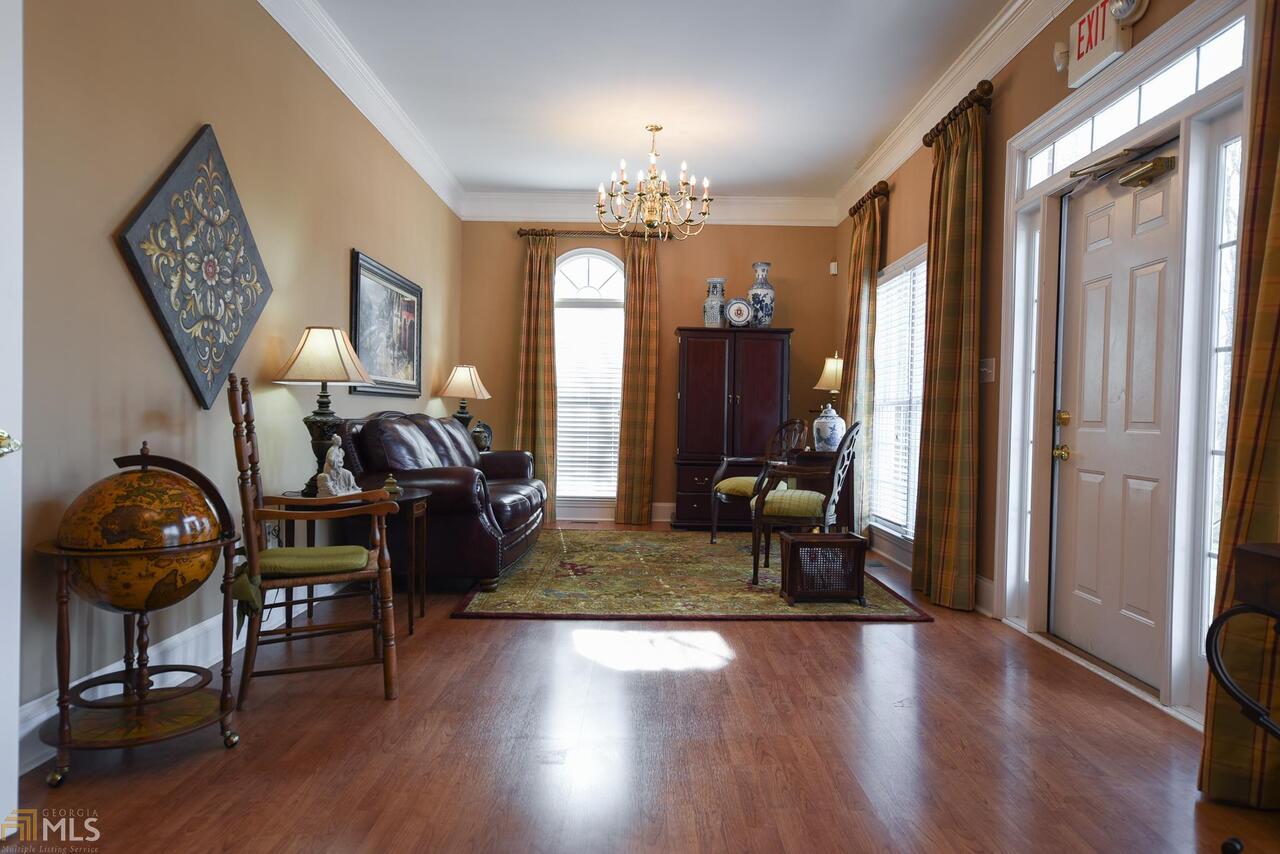 1671 Meriweather Drive # 201 Property Photo 5