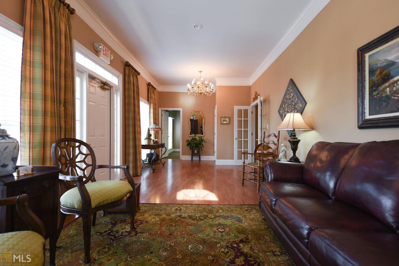 1671 Meriweather Drive # 201 Property Photo 8