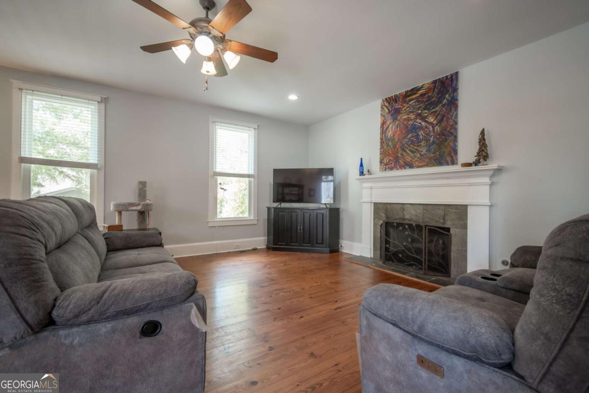 15 Chestnut Oak Run Property Photo 9