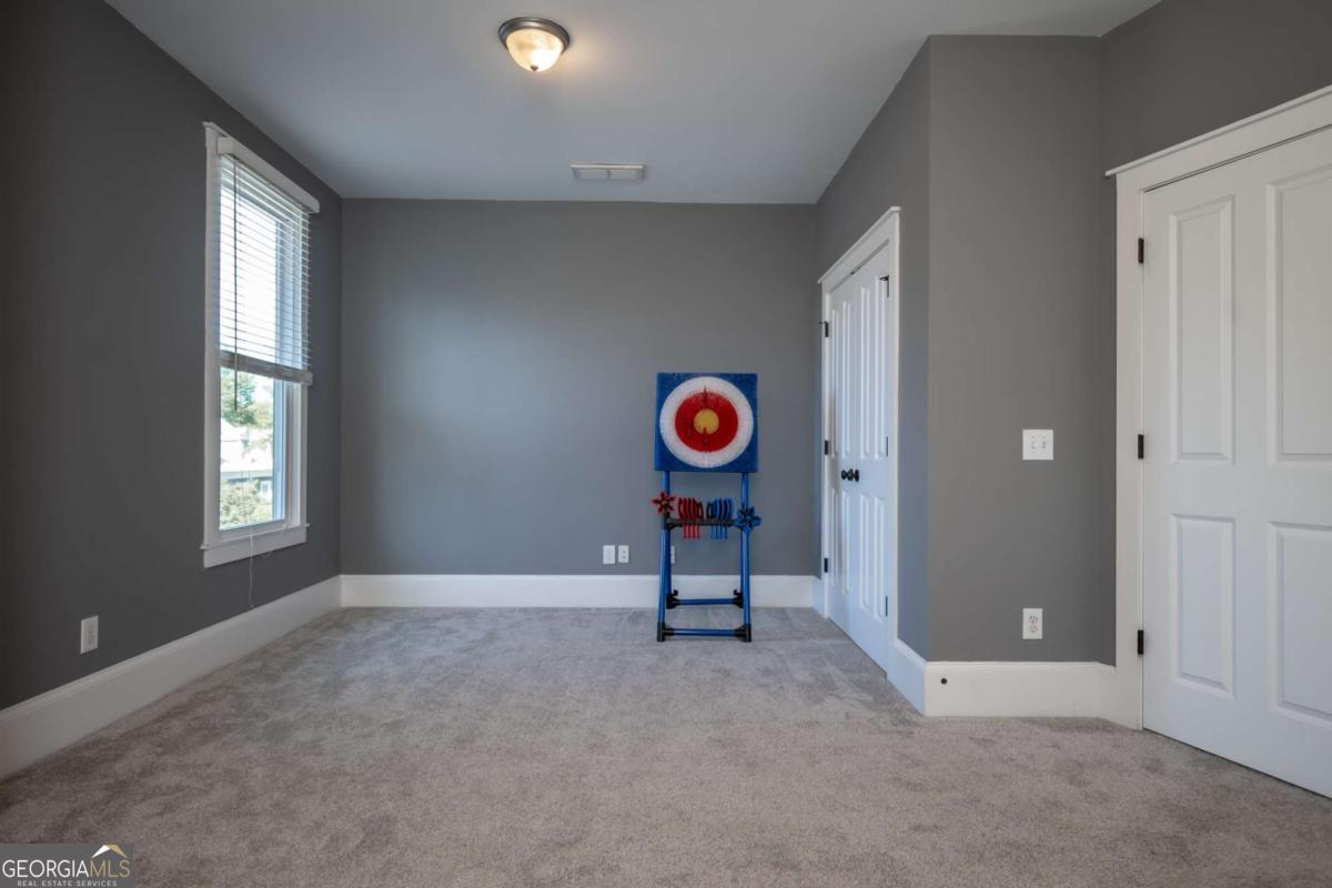 15 Chestnut Oak Run Property Photo 22