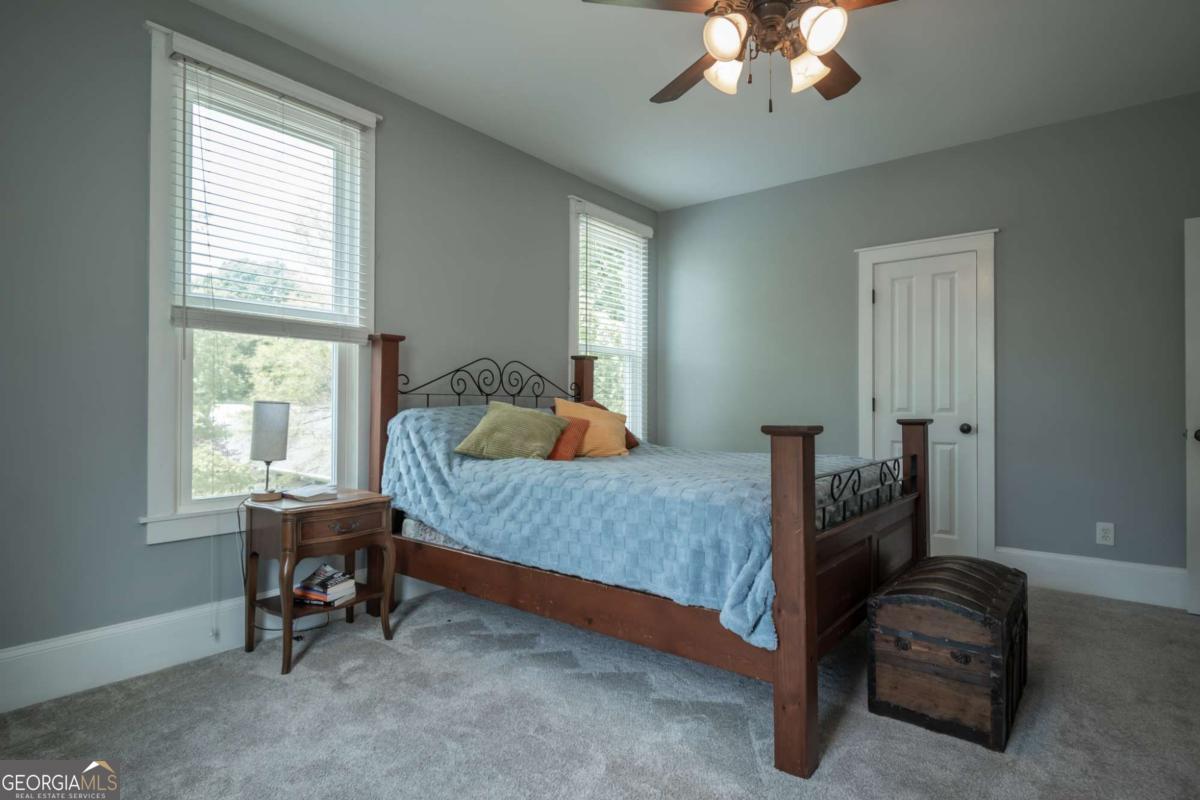15 Chestnut Oak Run Property Photo 27