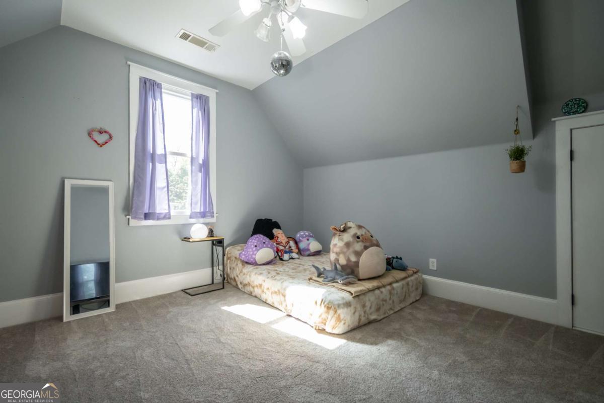 15 Chestnut Oak Run Property Photo 32