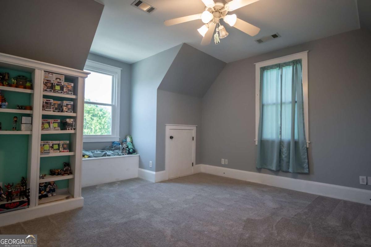 15 Chestnut Oak Run Property Photo 39