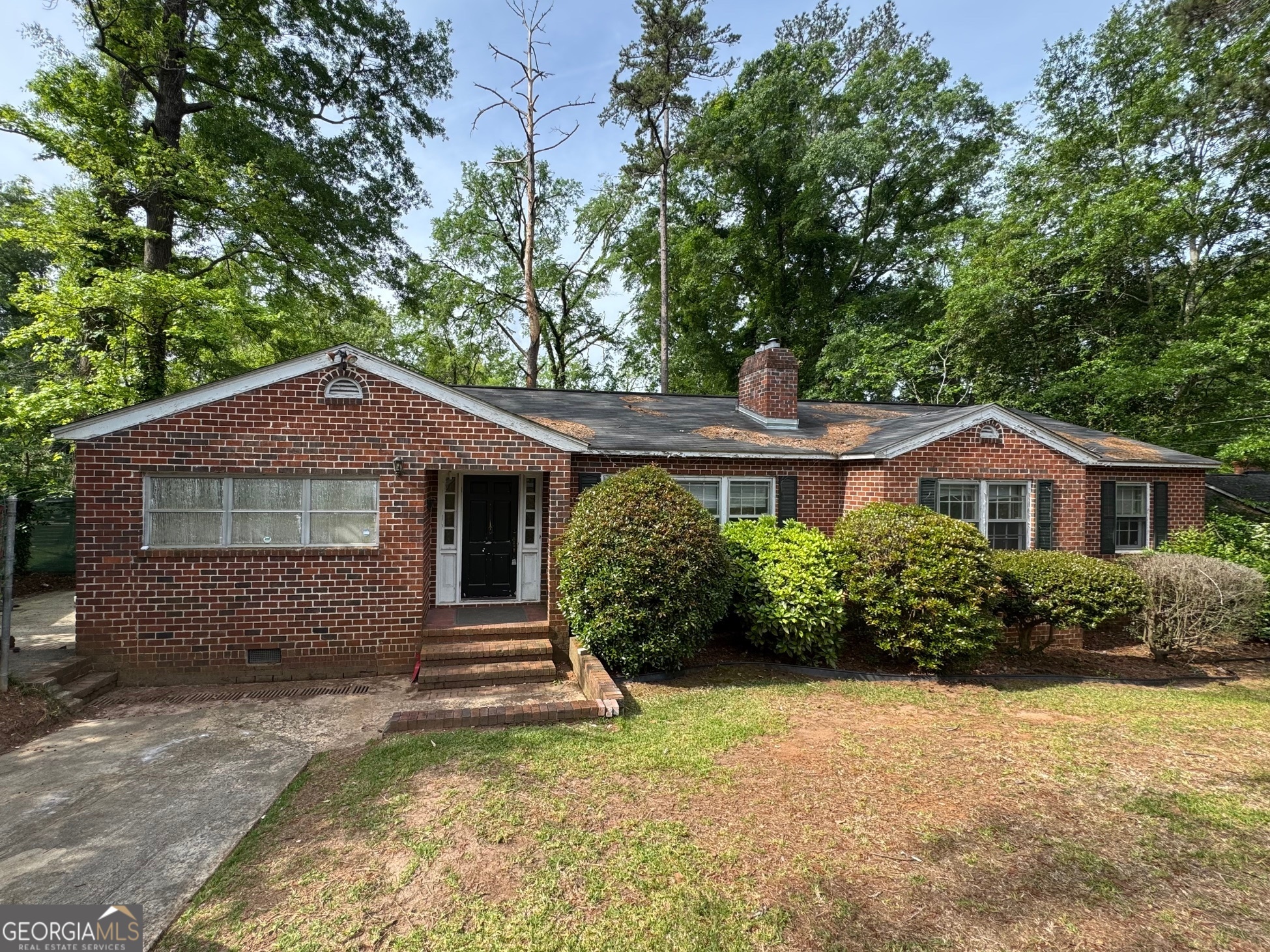 2410 Kingsley Drive Property Photo 1