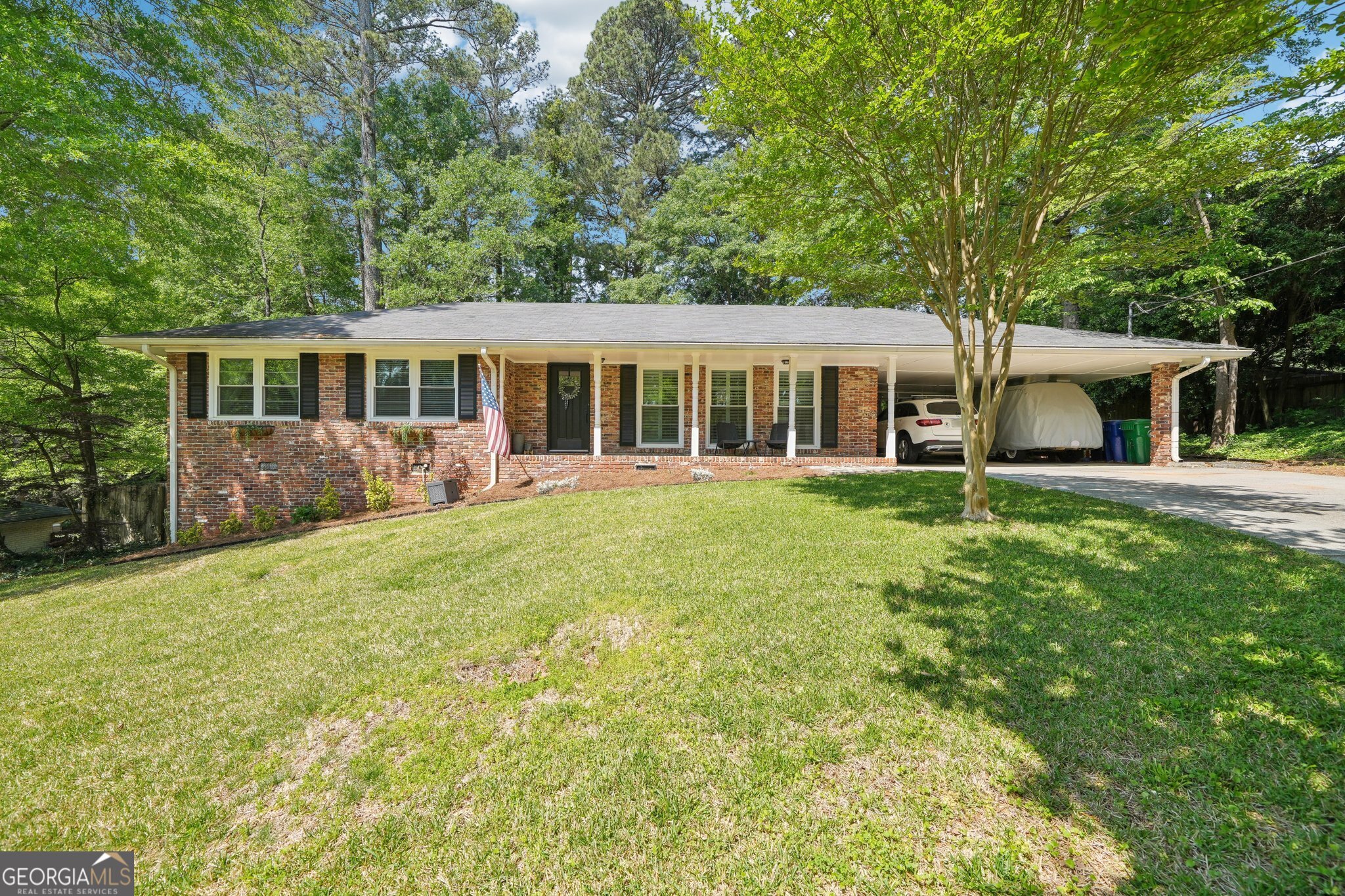 2324 Bry Mar Drive Ne Property Photo 1