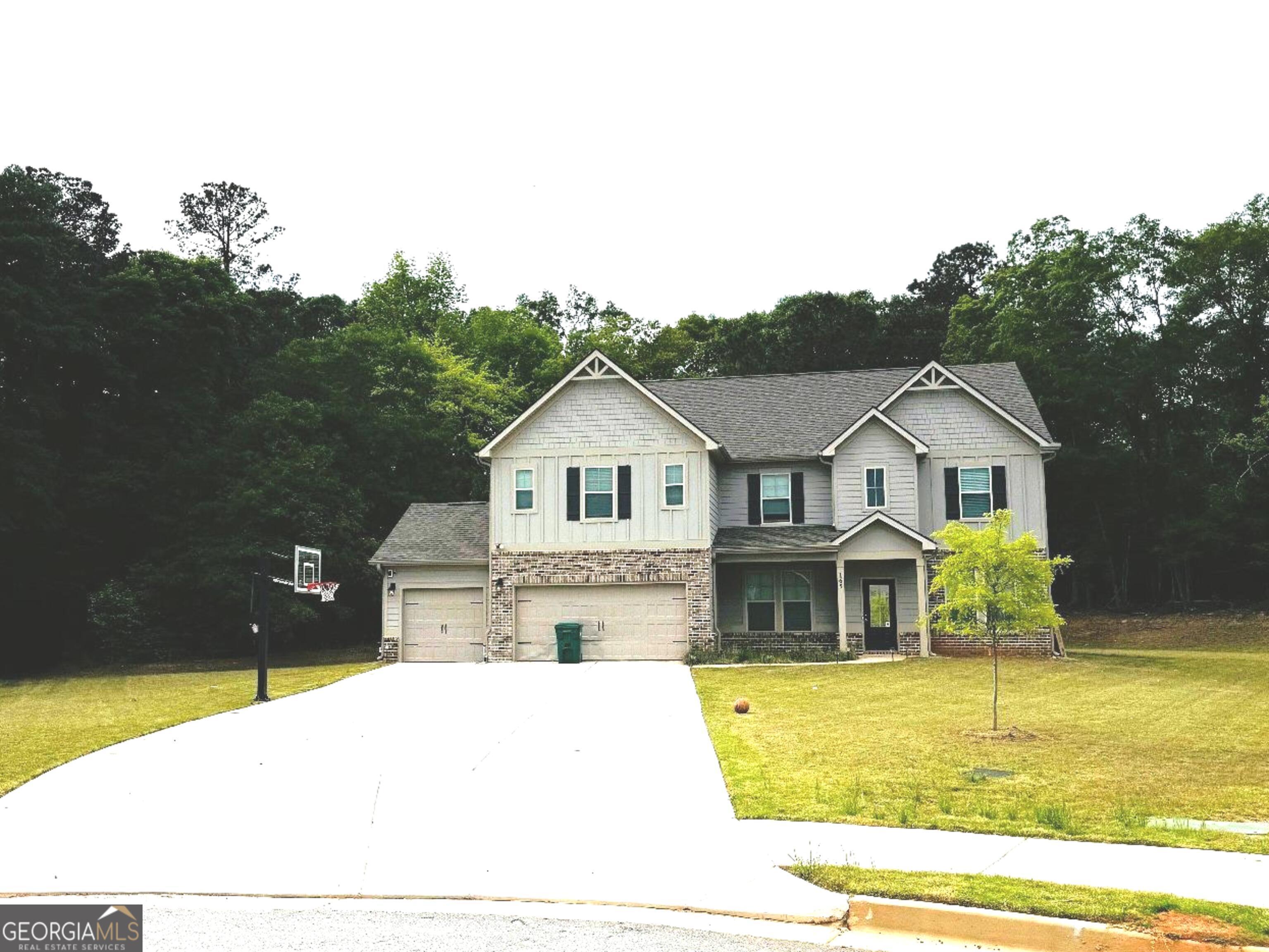 165 Jodi Place Property Photo 1