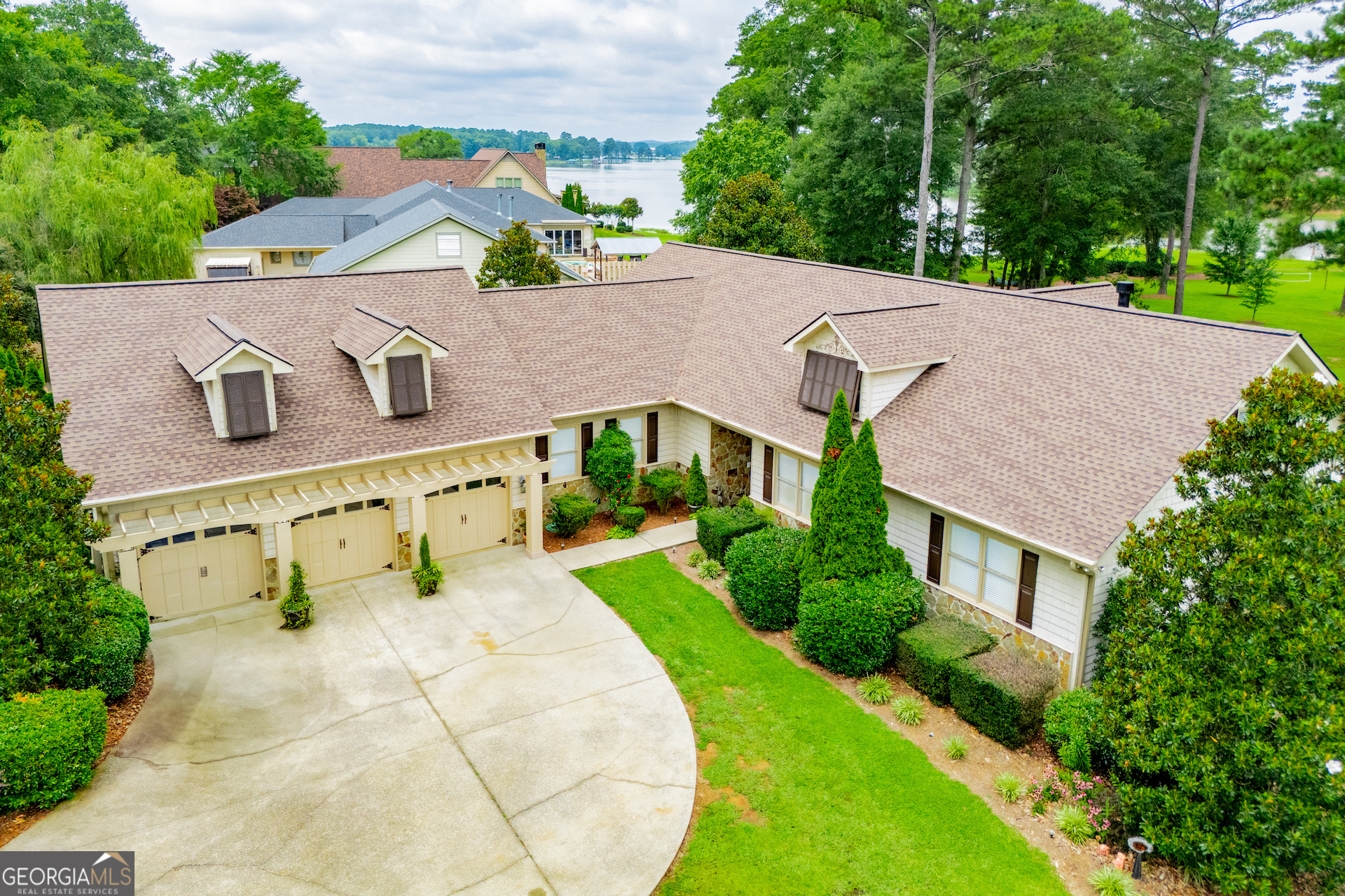 2832 England Road Property Photo 1