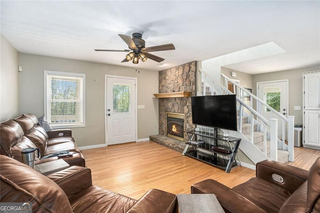 542 Sharp Top Circle Property Photo 11