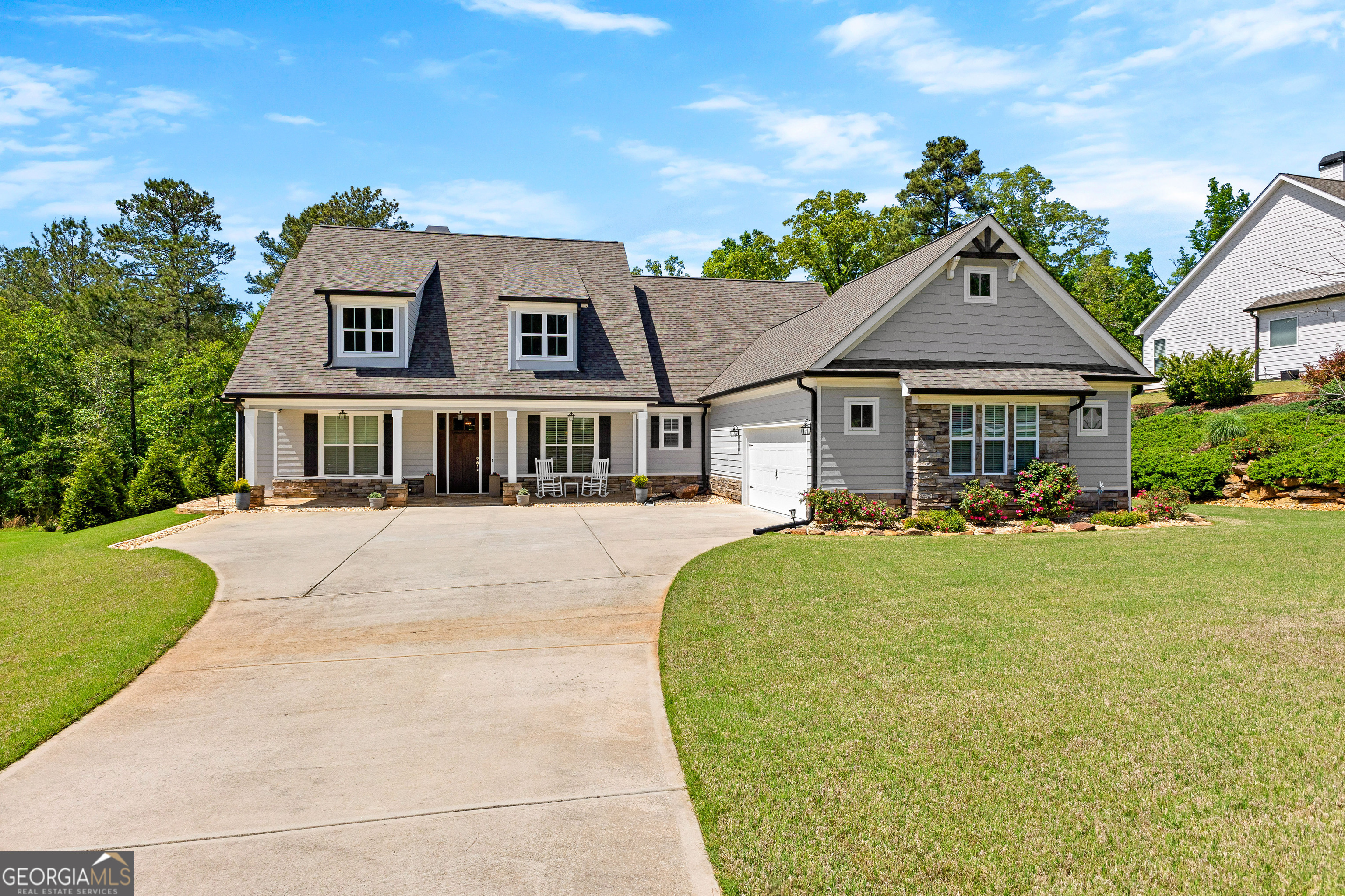 266 Blue Point Parkway Property Photo 1