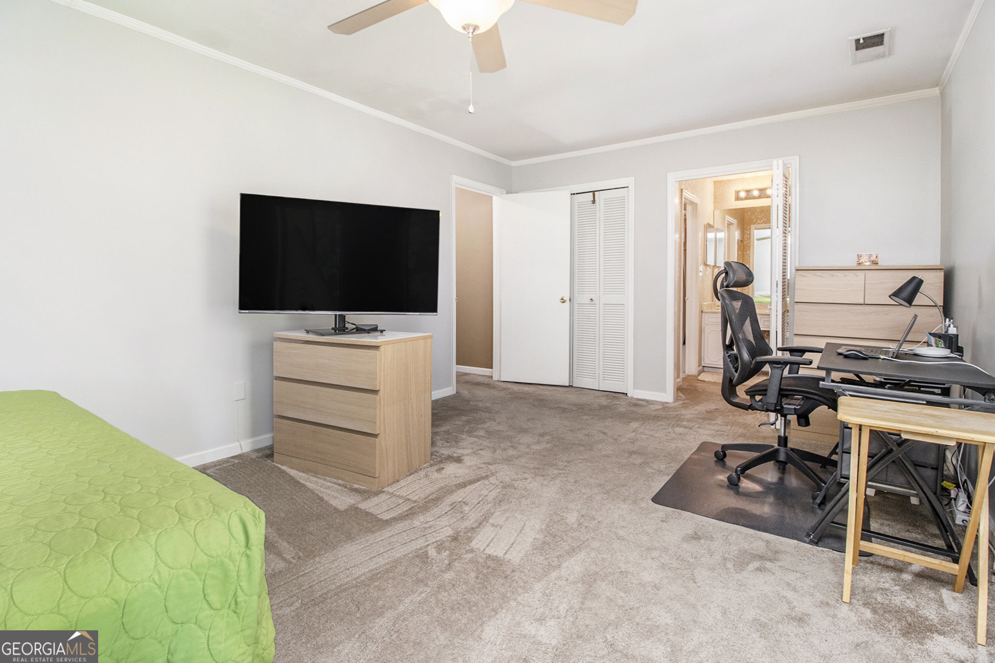 11 Forrest Place Property Photo 14