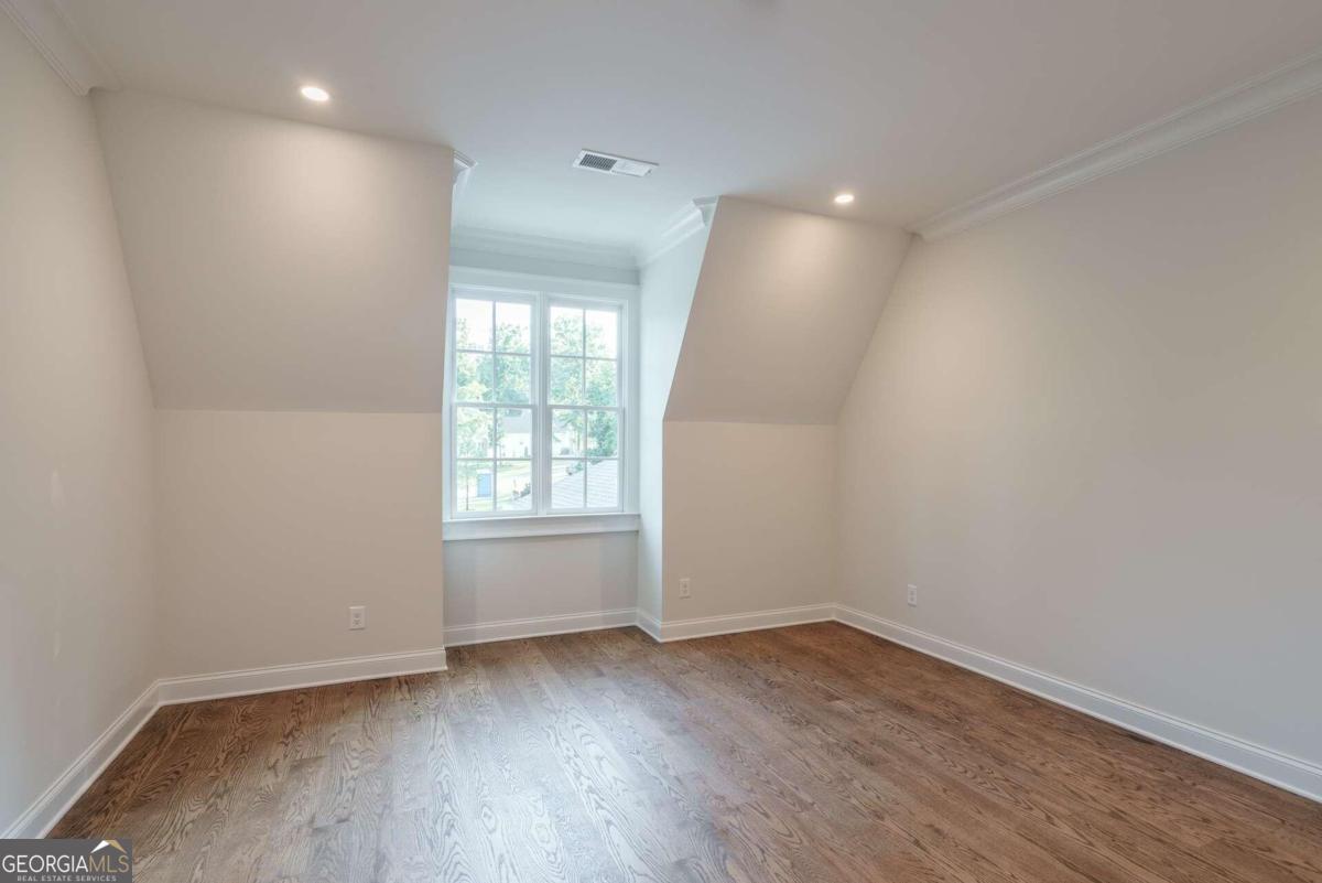 602 St Ives Walk Property Photo 57