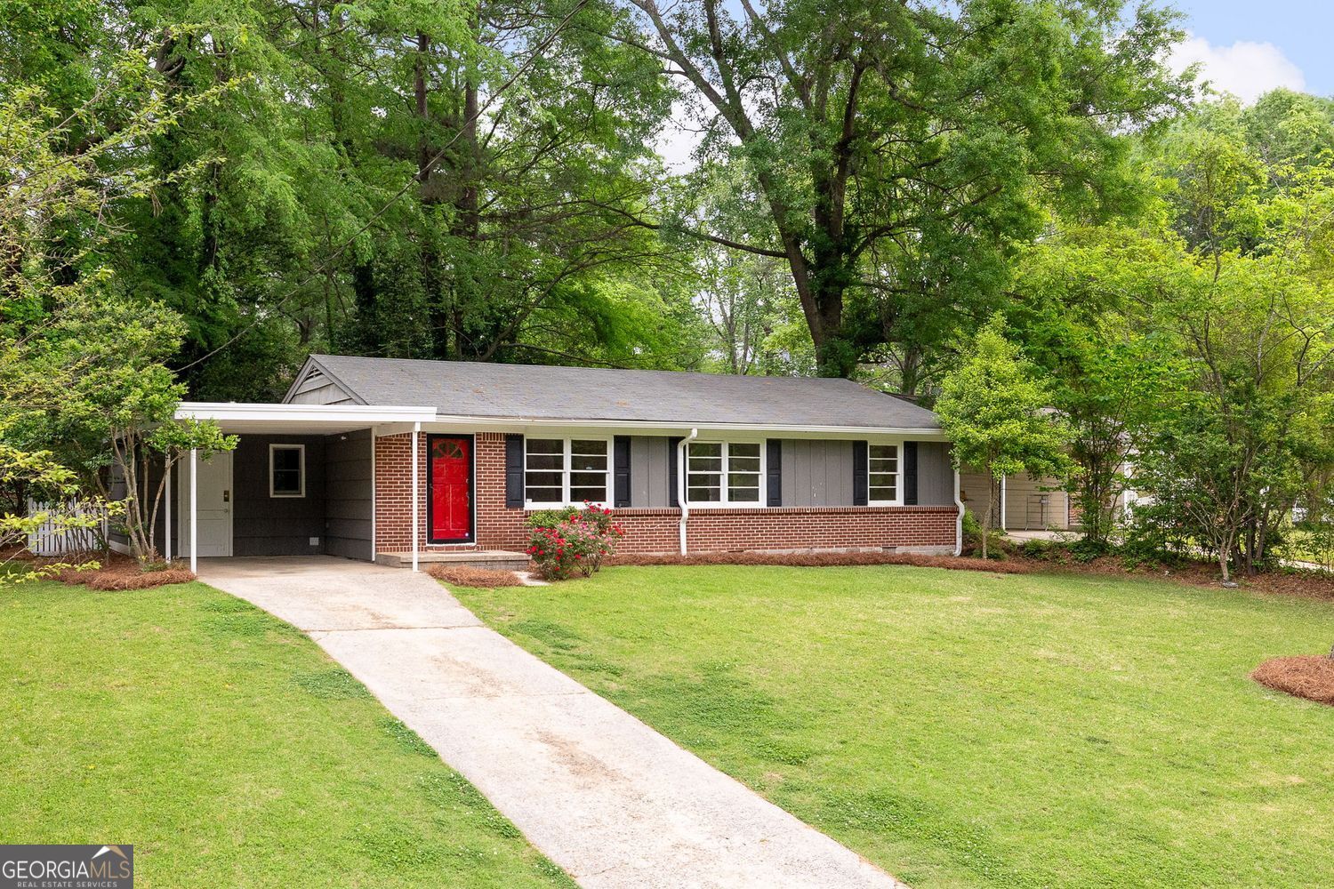 3007 Stratford Arms Drive Property Photo 1