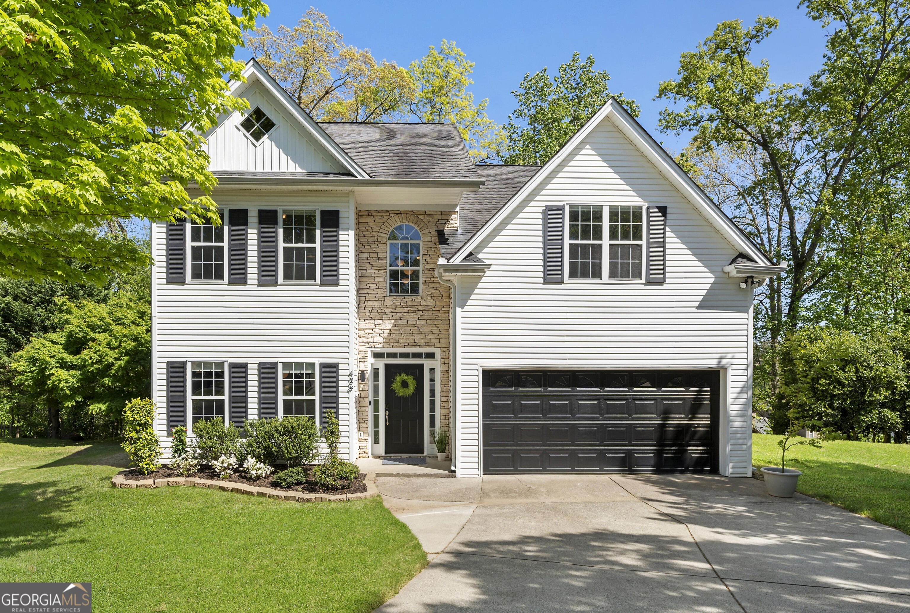 429 Tannenhill Place Property Photo 1