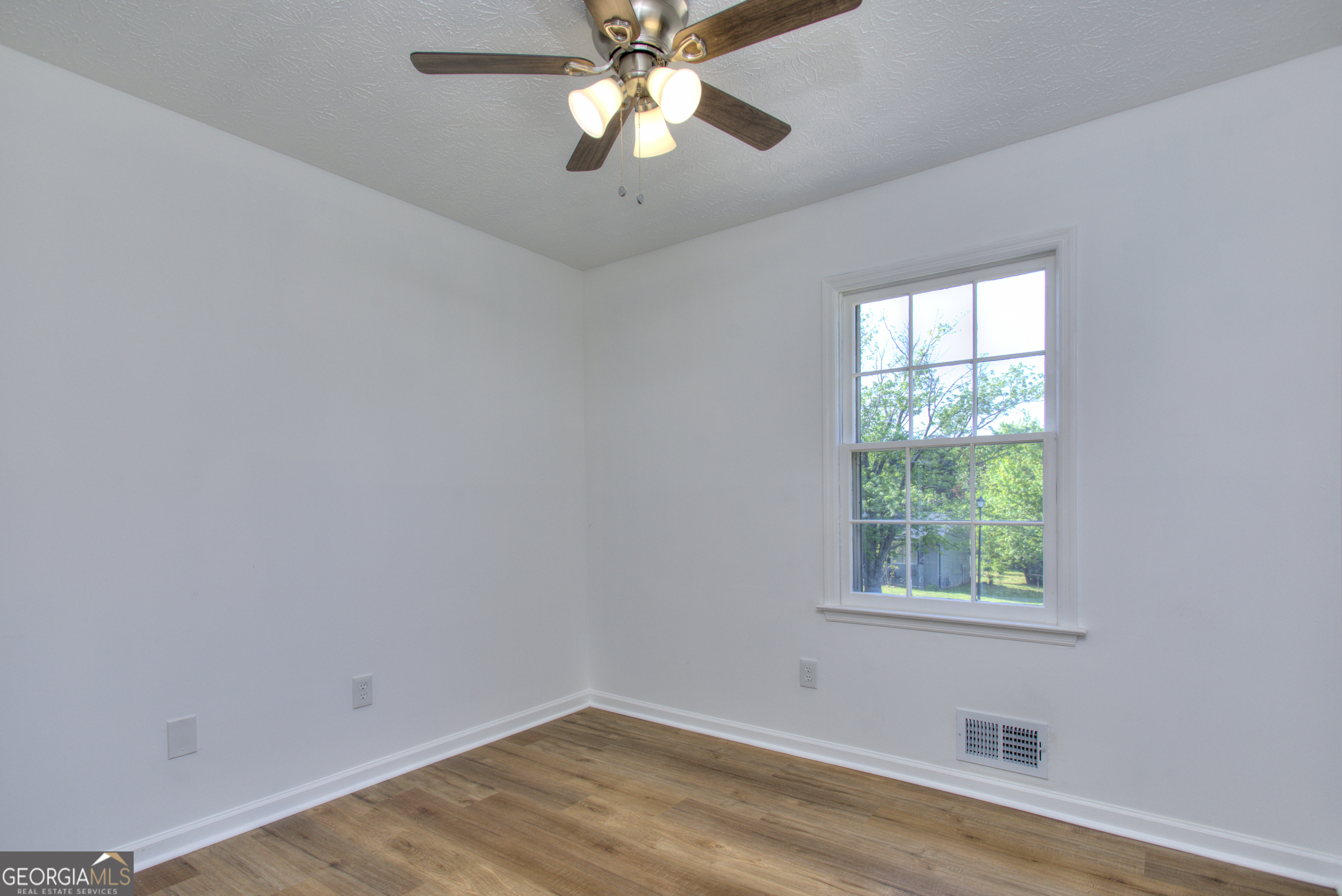 130 Belmont Farms Drive Property Photo 33