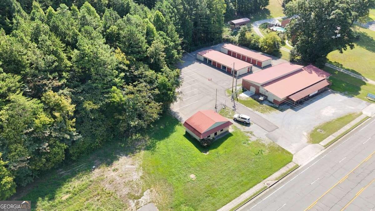 907 S Main Street Property Photo