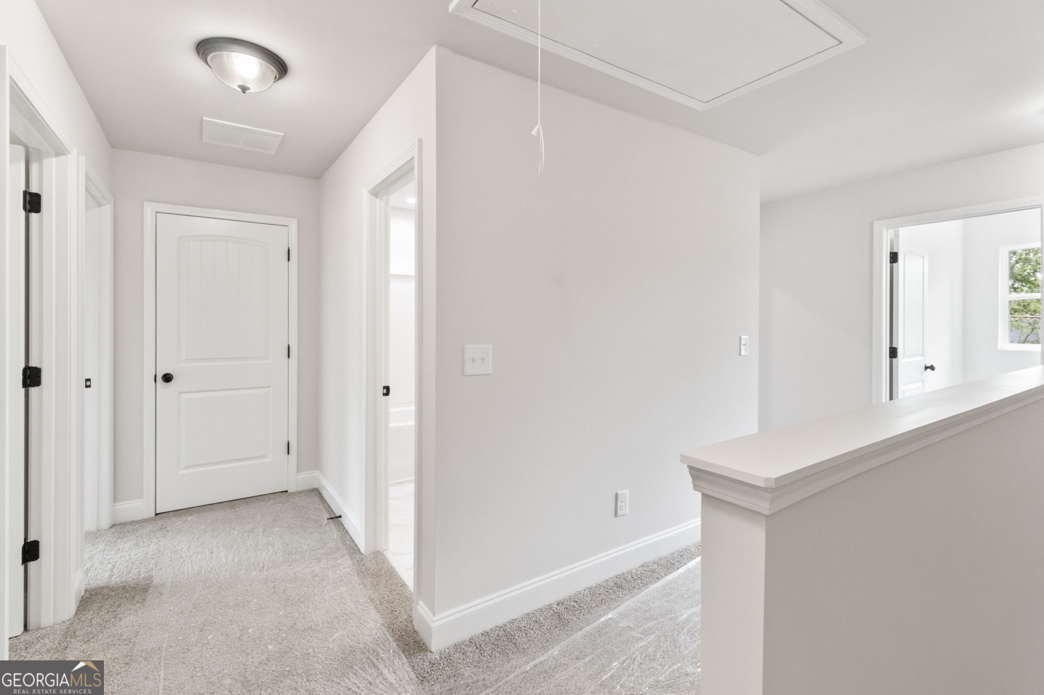 74 S Hill Street Property Photo 17