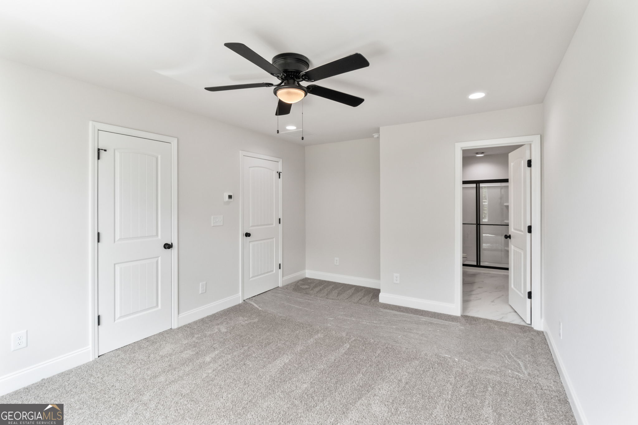 74 S Hill Street Property Photo 30