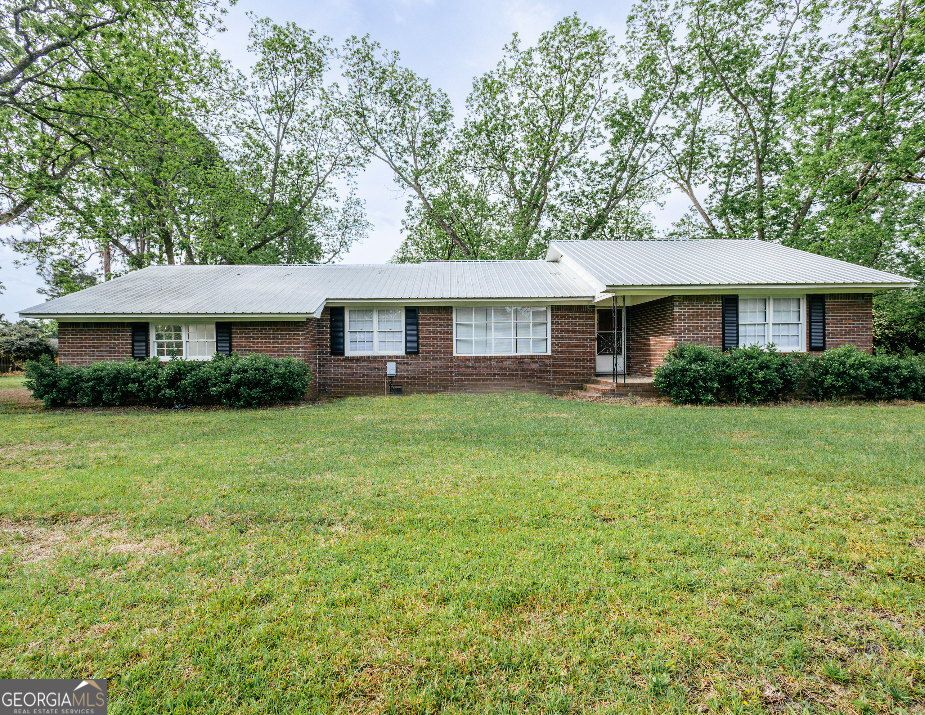 15 Dodson Drive Property Photo 2