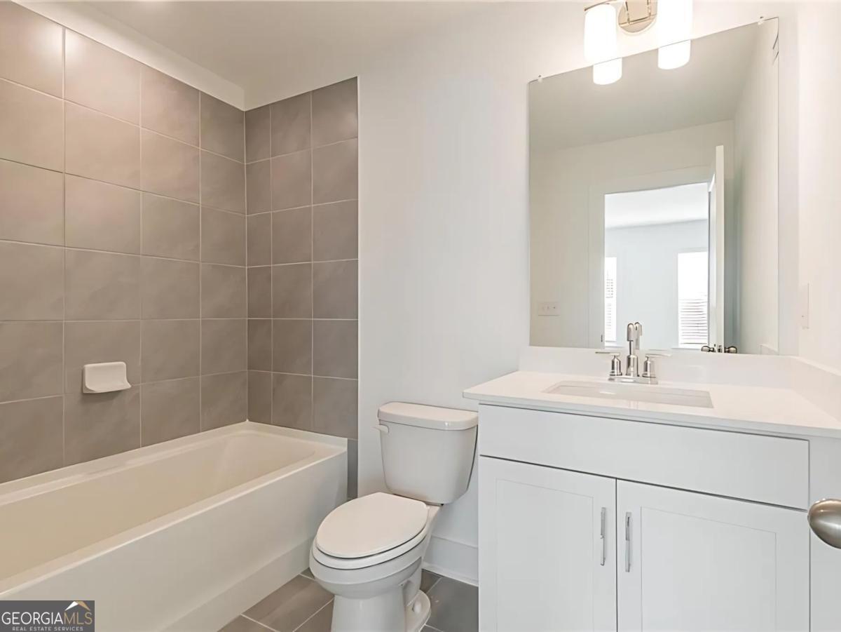 3409 Catalan Alley Property Photo 8