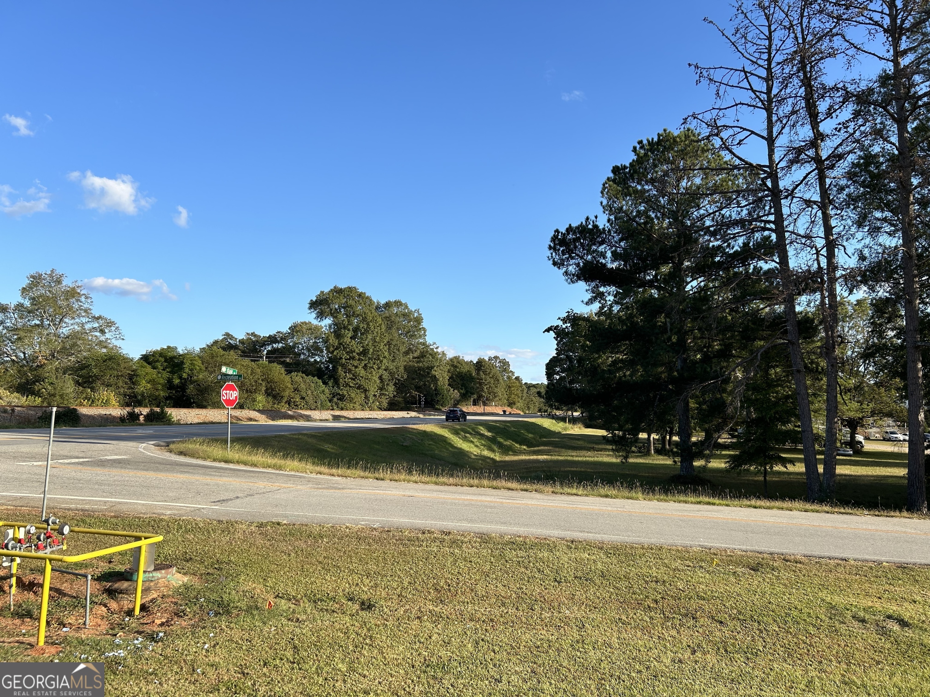 101 Recreation Road Property Photo 4