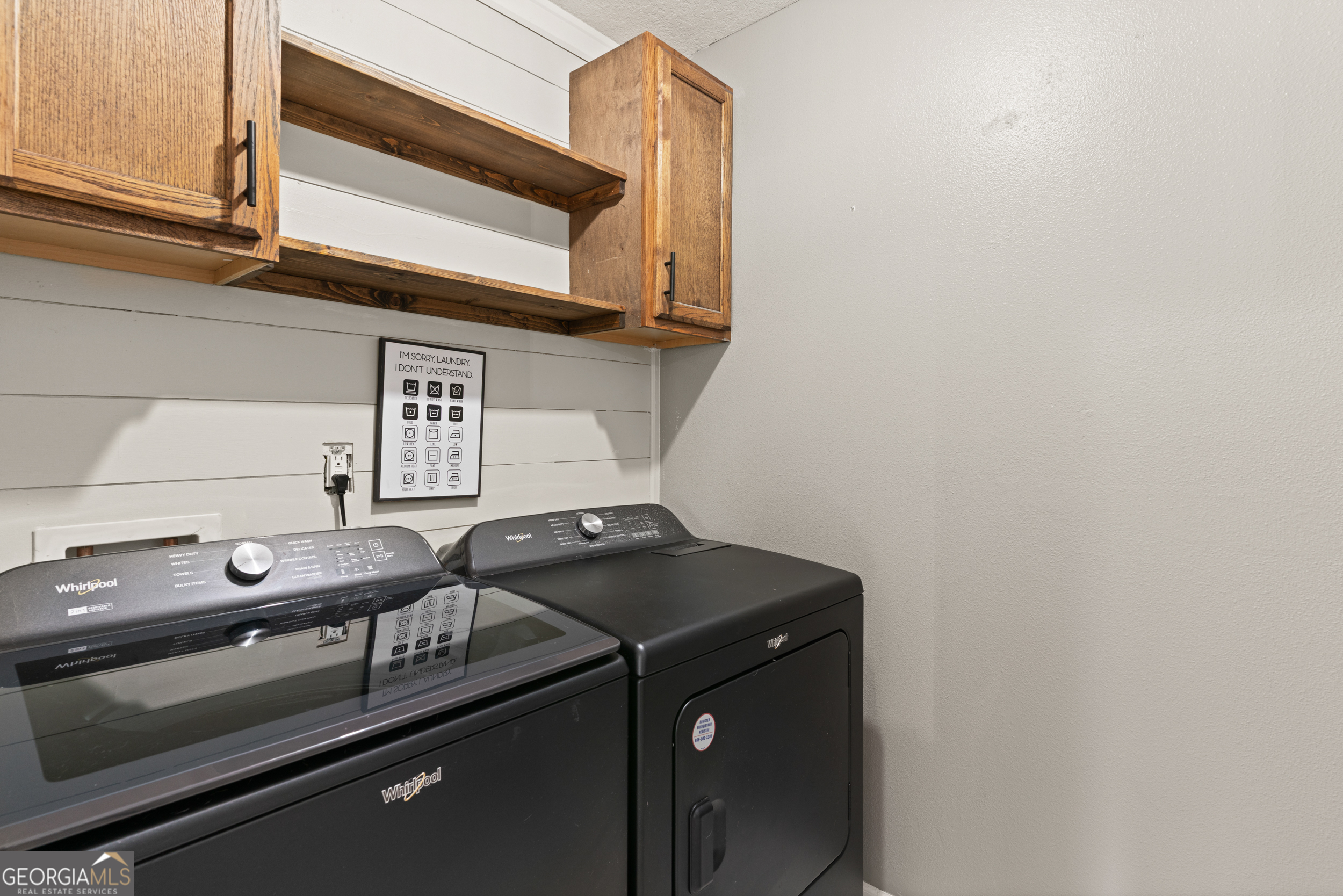 204 Hayworth Court Property Photo 9