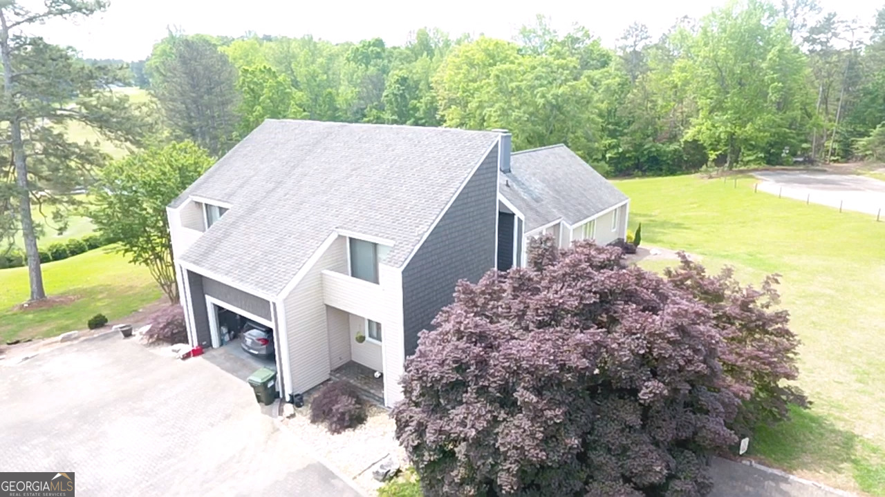 1323 Fairway Drive Property Photo 1