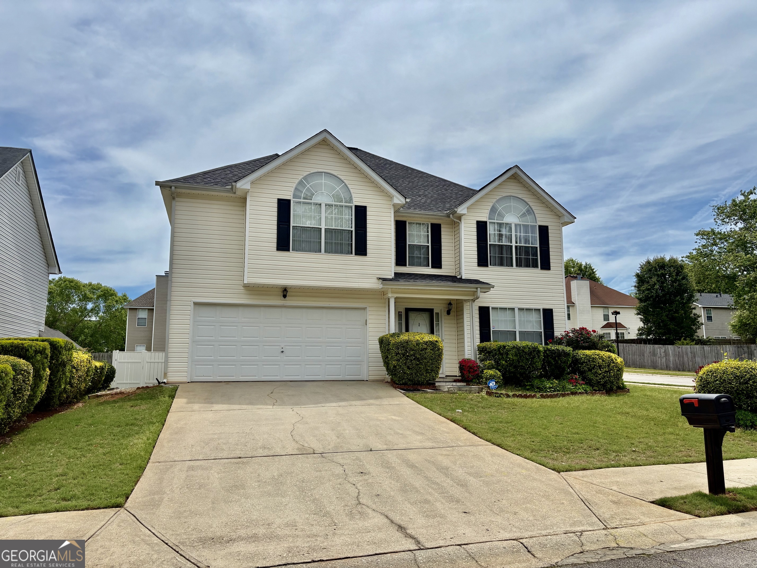 1130 Ivey Lane Property Photo