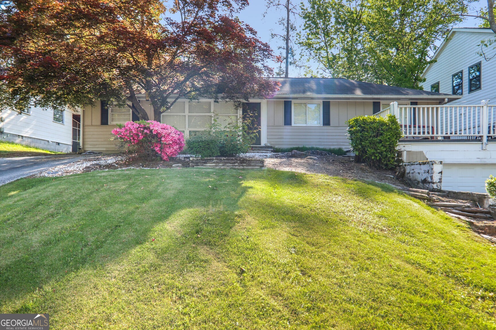 2977 Parkridge Drive Ne Property Photo 1