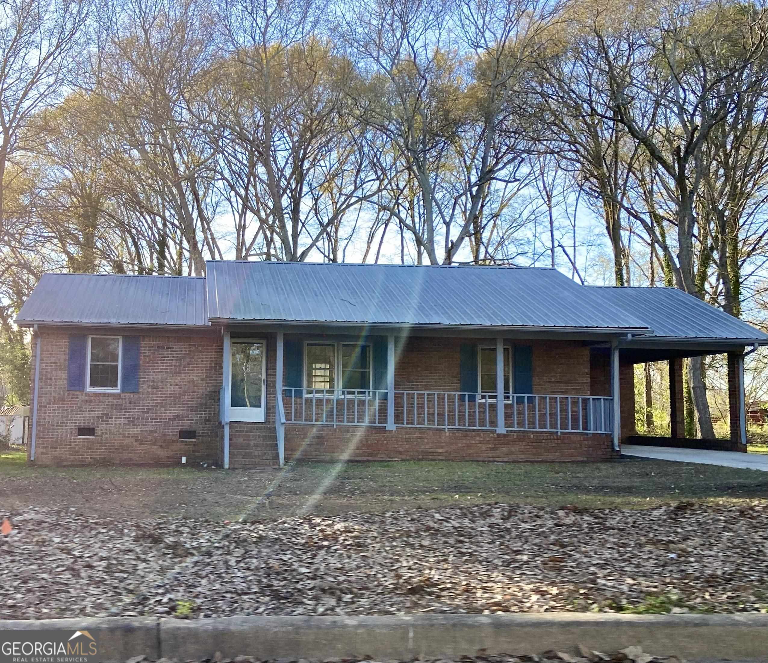 387 N Richardson Street Property Photo