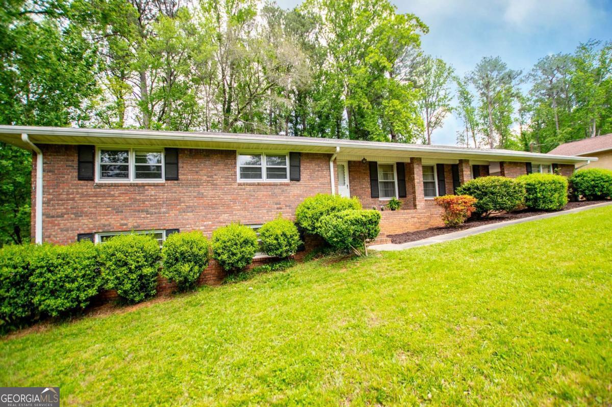 3047 E Anderson Drive Property Photo 1