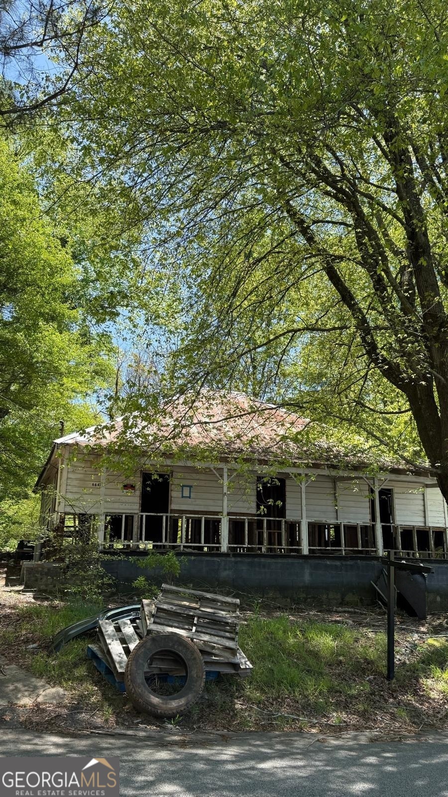 6648 Ridge Avenue Property Photo 1