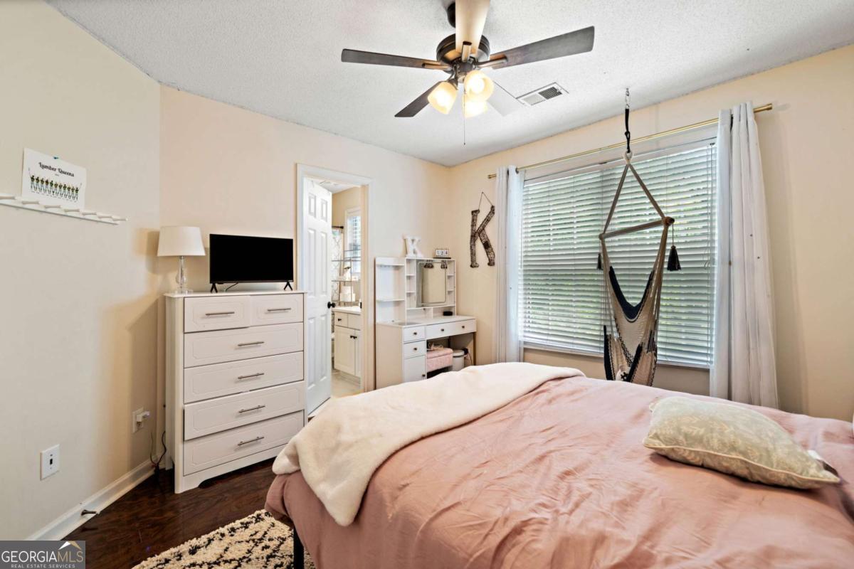 160 Wentworth Drive Property Photo 26