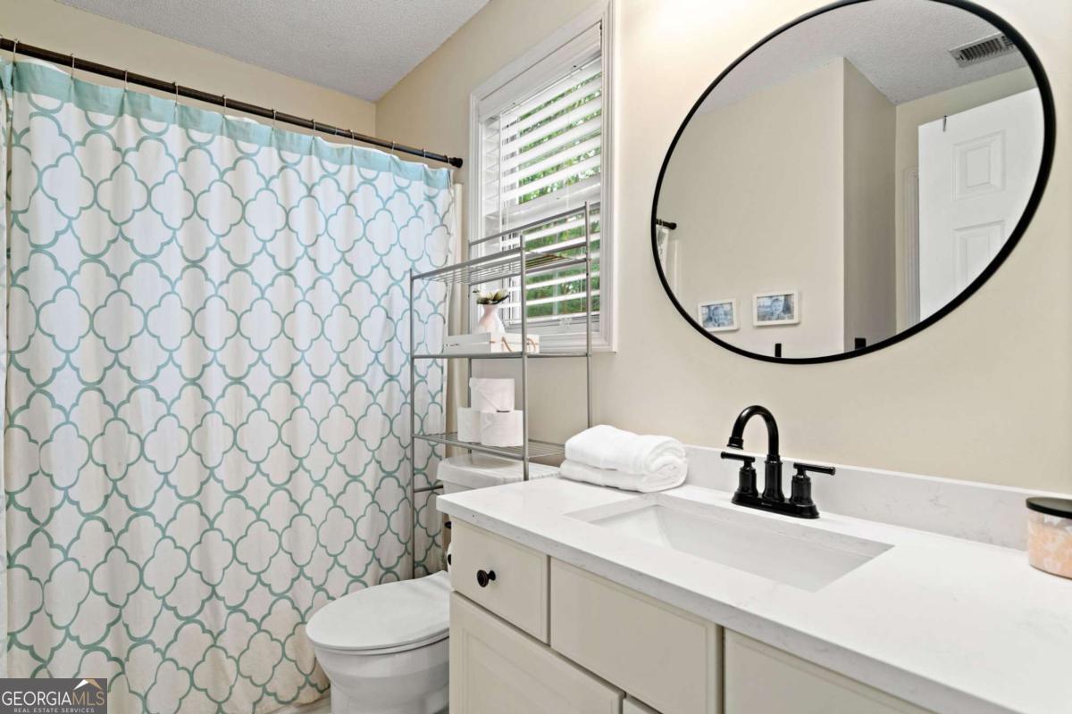 160 Wentworth Drive Property Photo 27