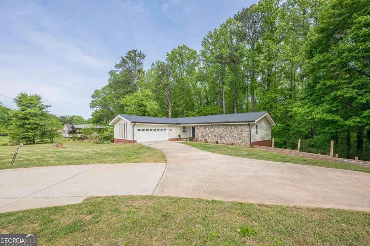 3349 Old Atlanta Road Property Photo 1