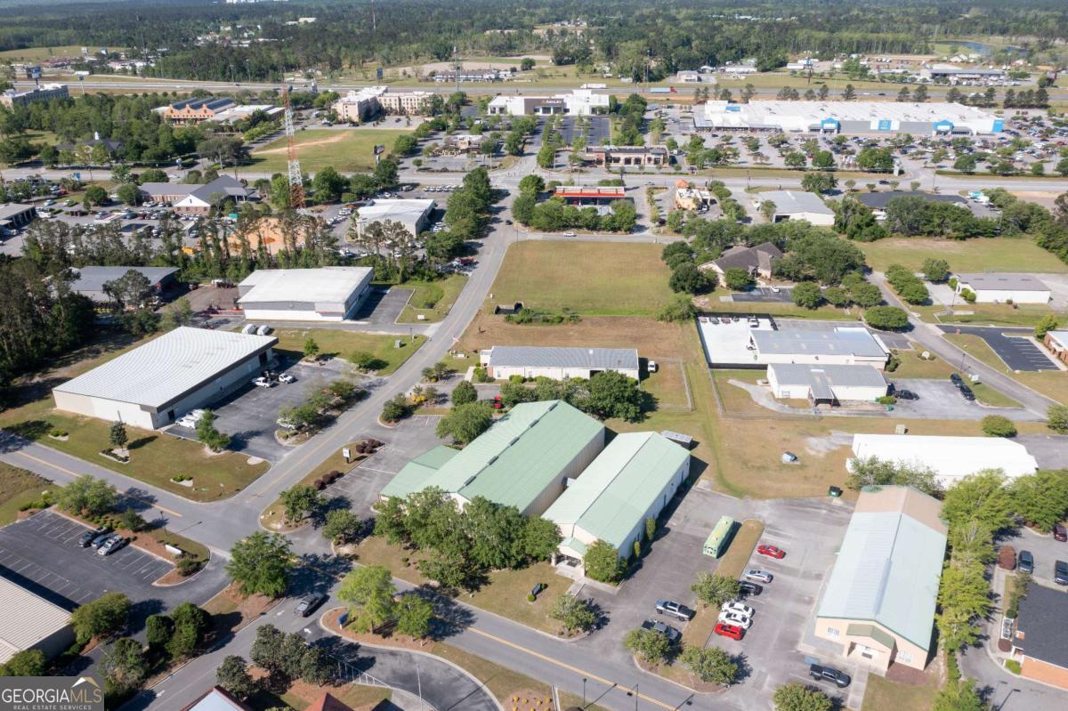 352 Enterprise Drive Property Photo 4