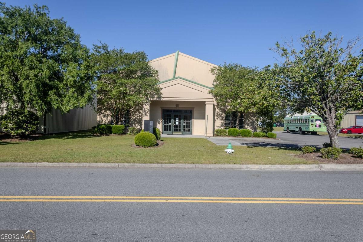352 Enterprise Drive Property Photo 1