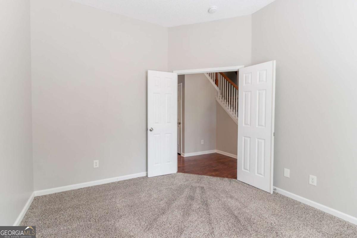 6757 Delaware Bend Property Photo 5