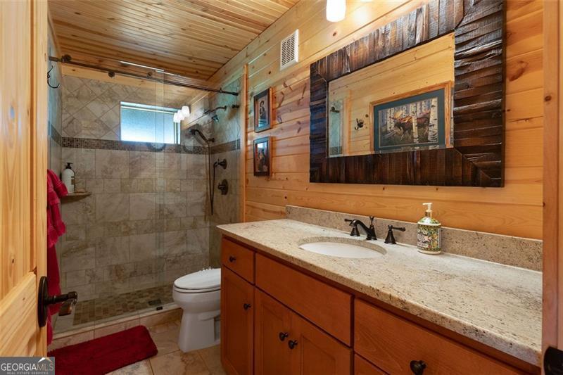 420 County Road 496 Property Photo 39