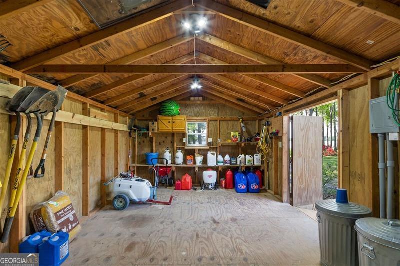 420 County Road 496 Property Photo 68