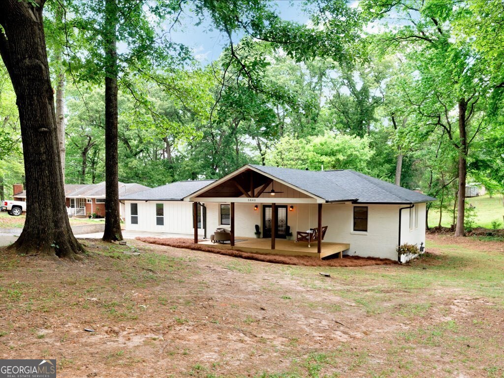 5840 Crabapple Drive Sw Property Photo 1