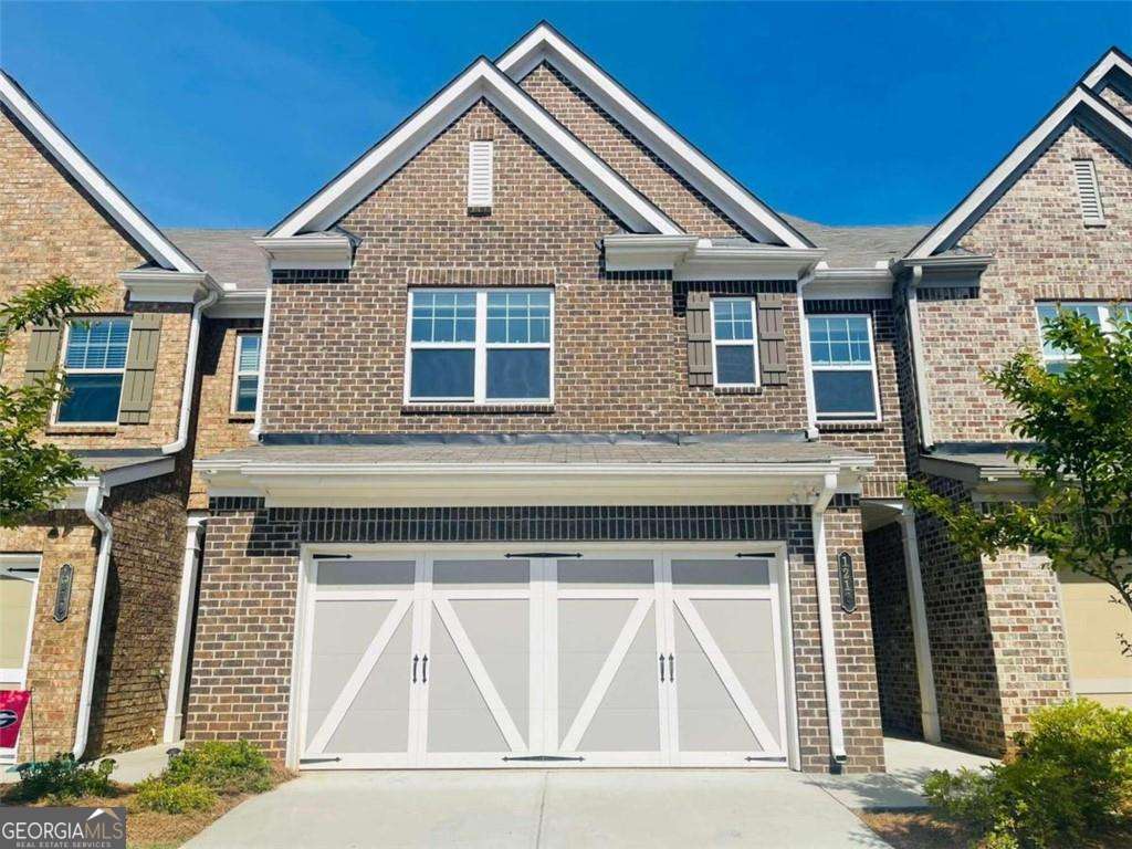 1216 Foxcroft Lane Property Photo