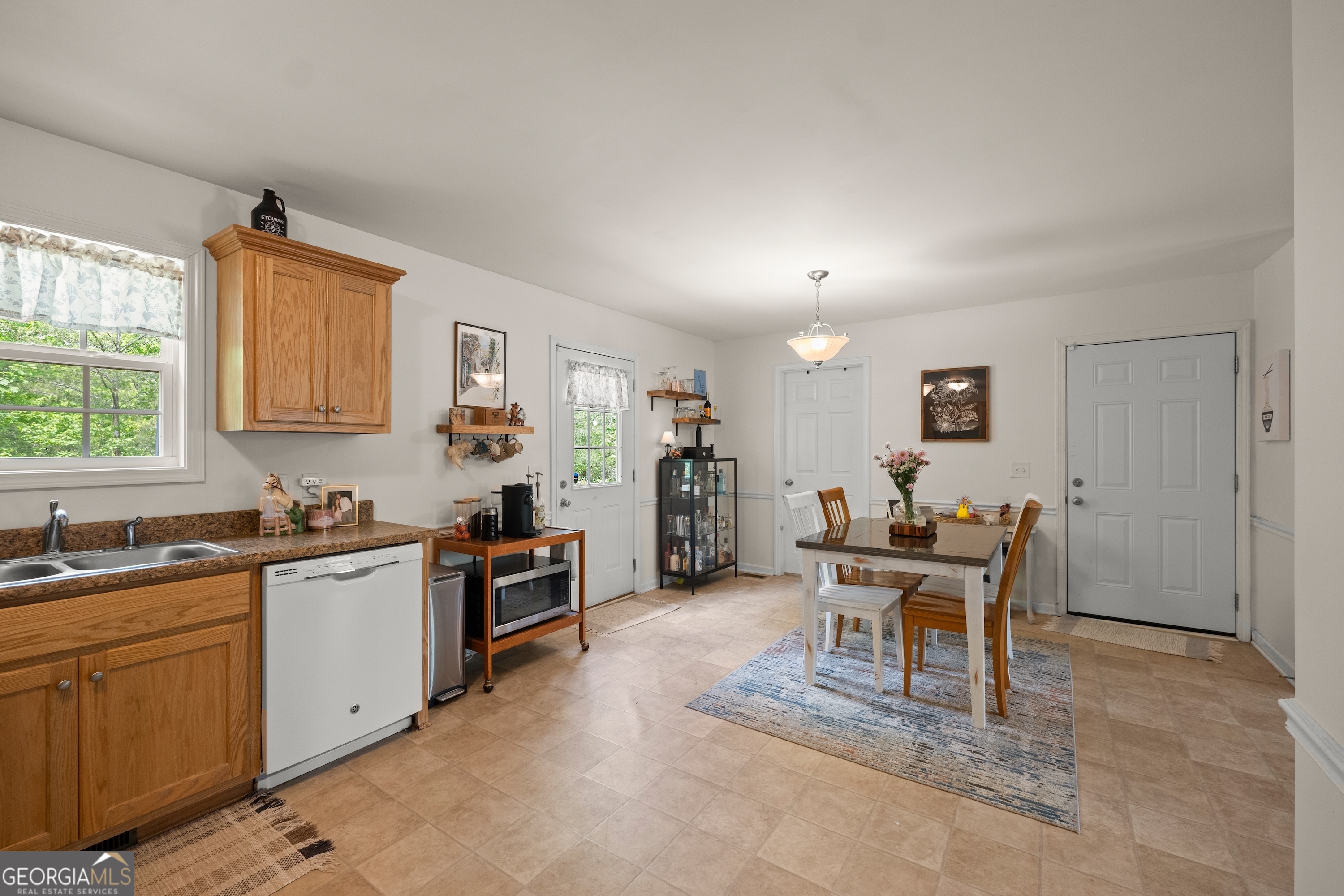 500 Shenandoah Drive Property Photo 12