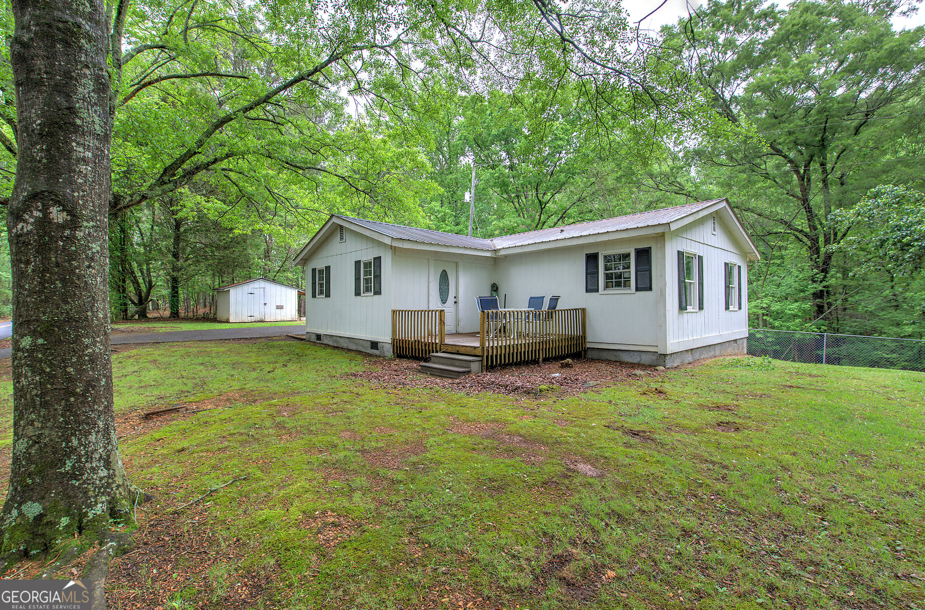 2564 River Bend Road Property Photo 1