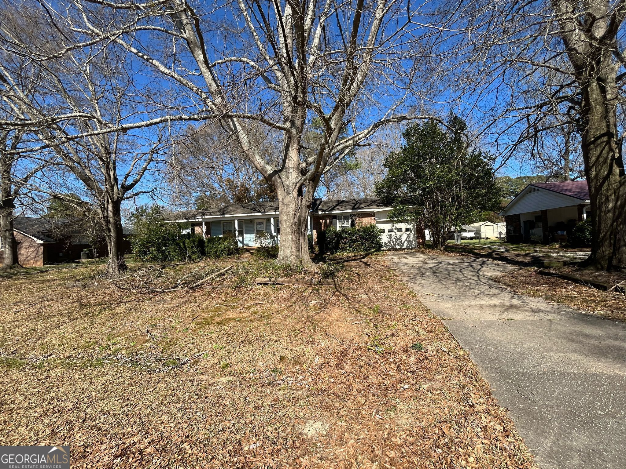 685 Bedford Drive Property Photo 1