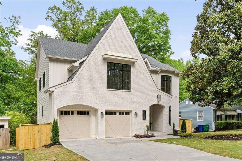 3006 Skyland Drive Ne Property Photo 1