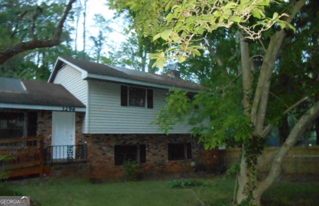 3296 Columbia Woods Drive Property Photo 1