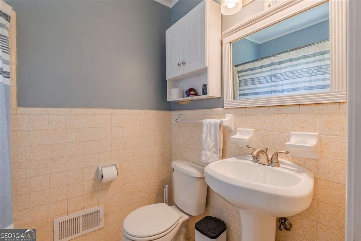 20 Mitchell Circle Se Property Photo 14