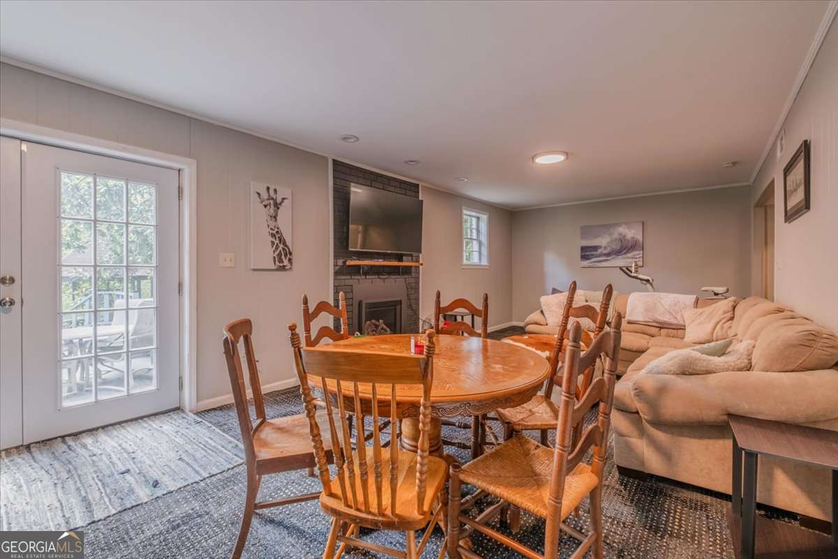 20 Mitchell Circle Se Property Photo 24