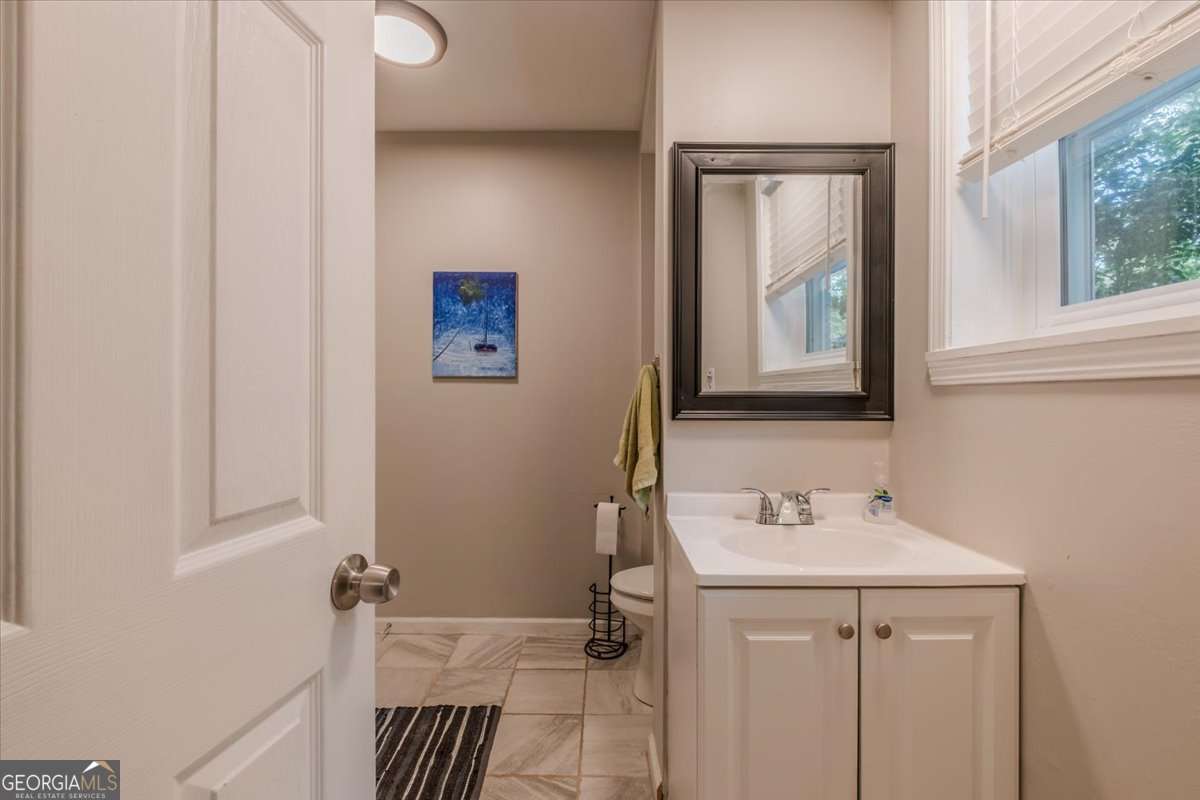 20 Mitchell Circle Se Property Photo 28