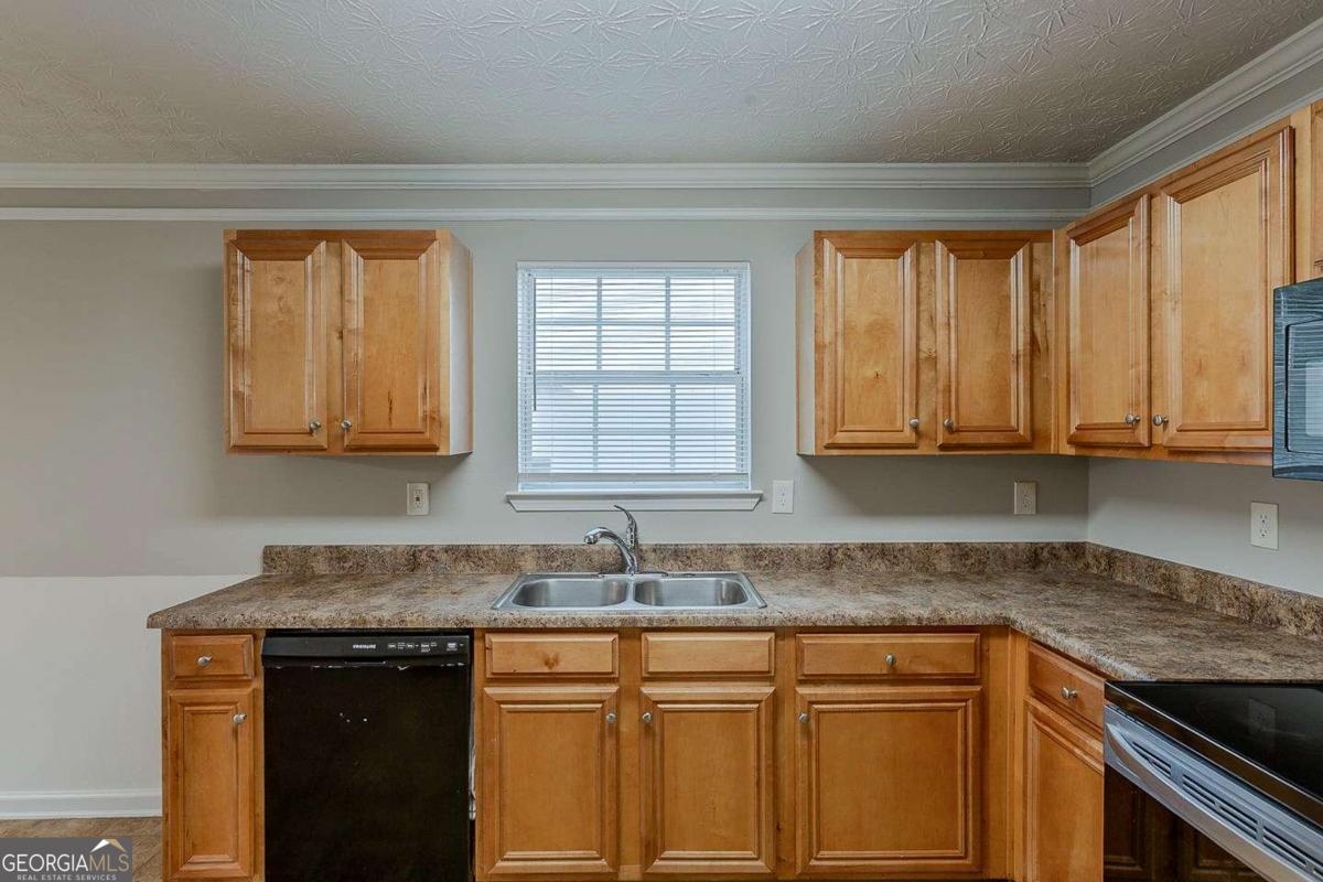 4139 Kensington Cove Property Photo 5